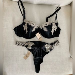 NWT Soma satin & lace 36C bra & thong set black & cream - Valentine’s Day 💘